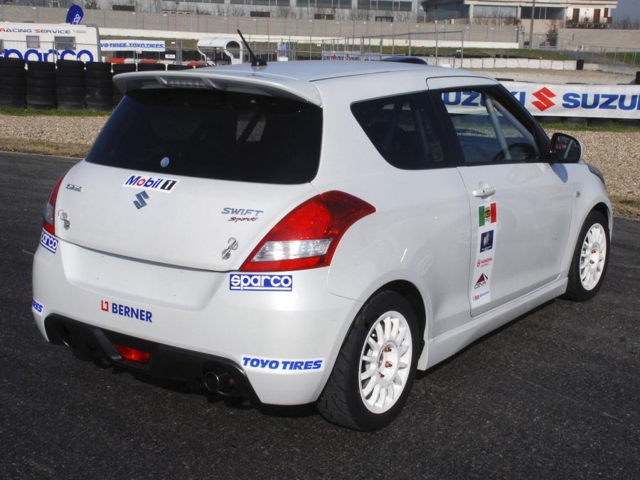  Suzuki Swift Sport Gruppo N 2012 года  (фото 11 из 12)